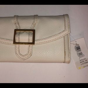 “New” Village Liz Claiborne White Wallet